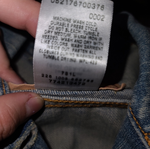 Medium Juniors Denim jacket. - Picture 2 of 5